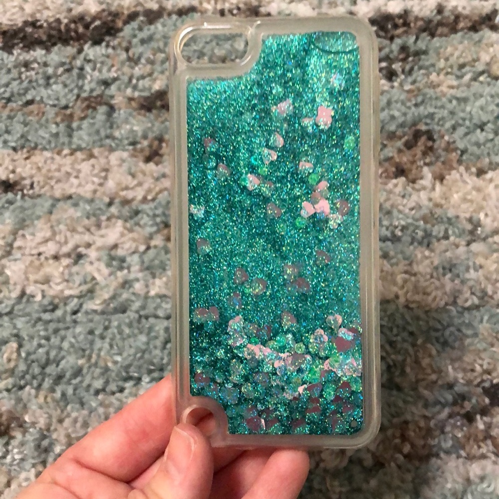 ⚡️SALE⚡️iPod 6 Glitter Case!